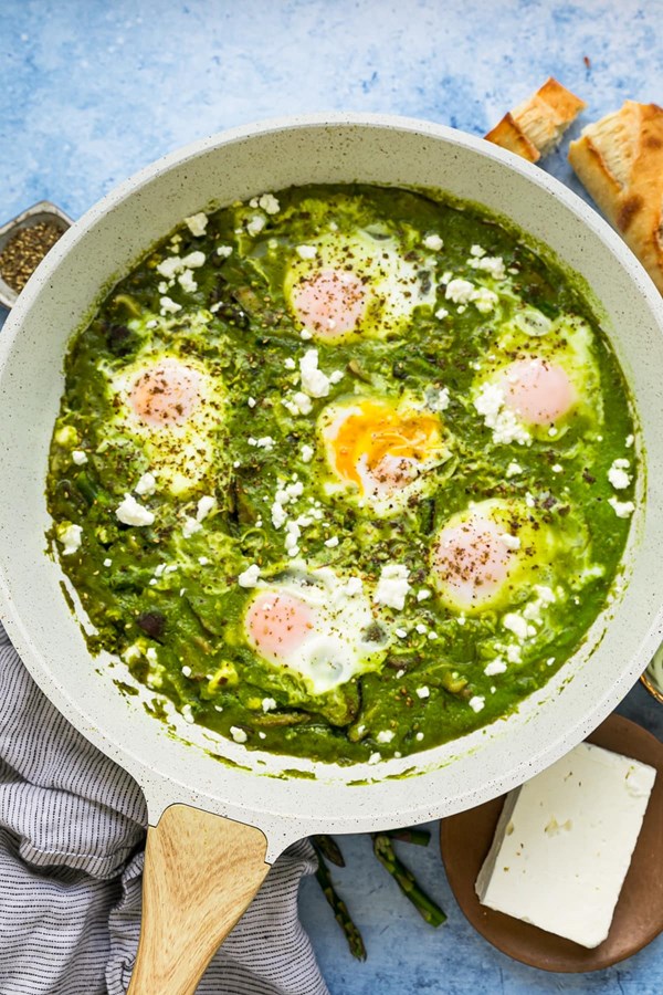 Green shakshuka