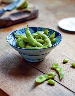 Green soy beans (Edamame)