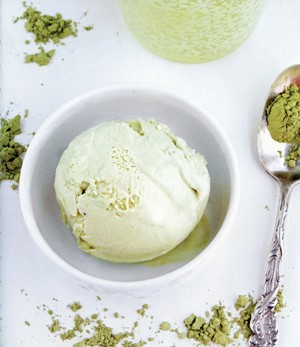Green tea ice cream