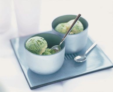 Green tea ice cream