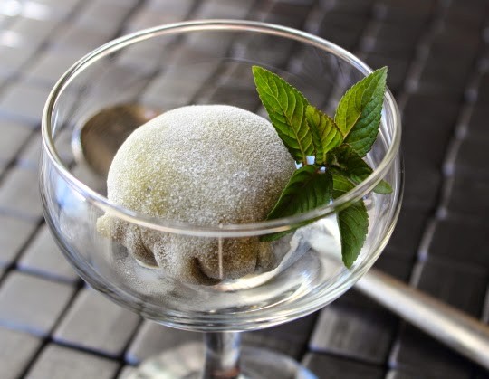 Green tea mochi ice cream