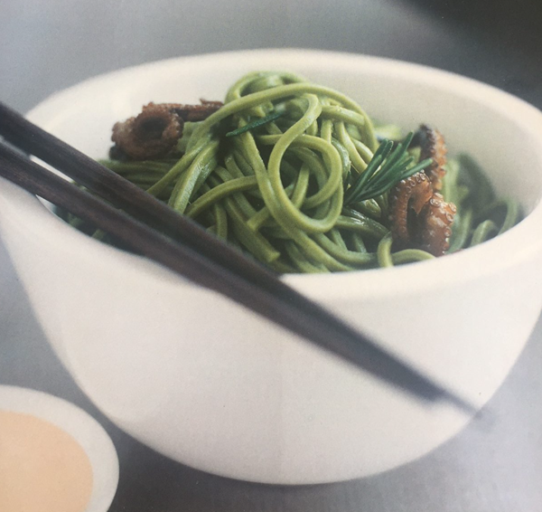 Green tea noodles and rosemary with baby octopus
