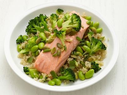 Green tea salmon with quinoa