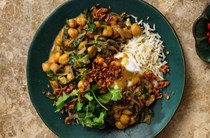 Green tikka masala chickpeas