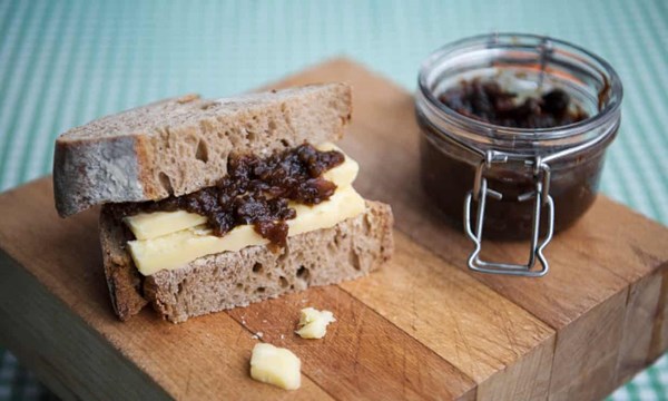 Green tomato chutney