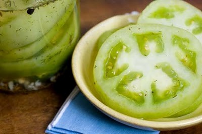 Green tomato pickles