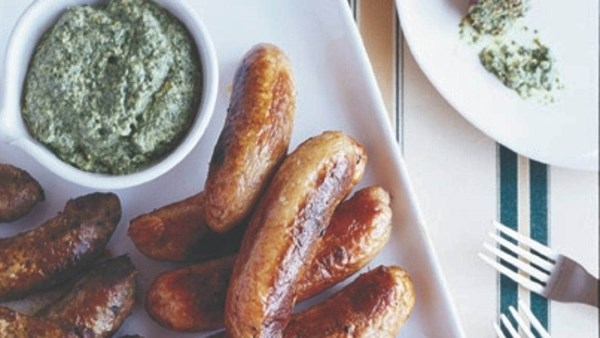 Green yoghurt sauce for sausages