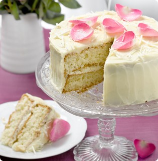Greg Wallace's white chocolate gateau