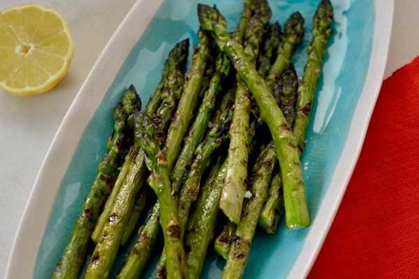 Griddled asparagus 