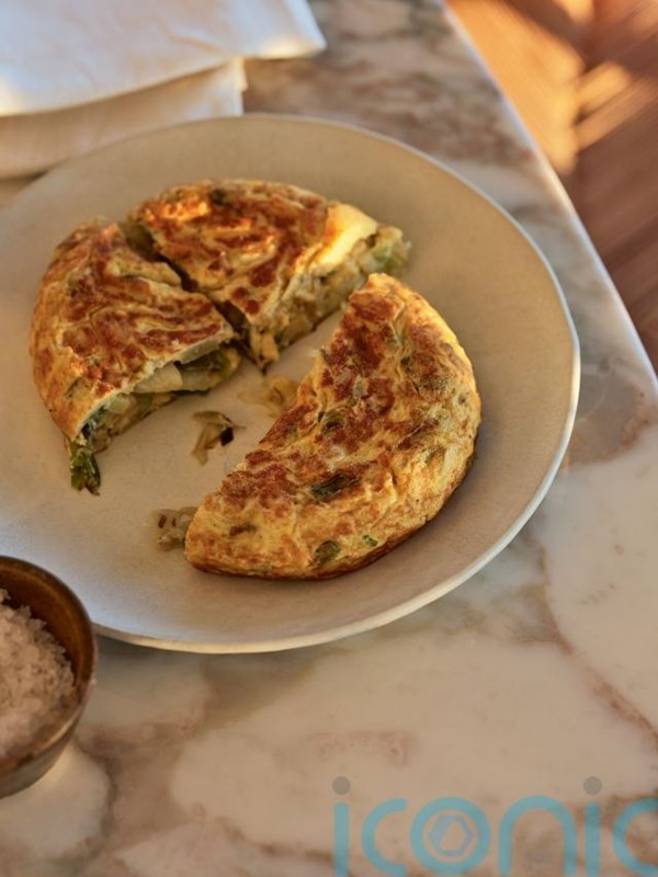 Griddled spring onion tortilla