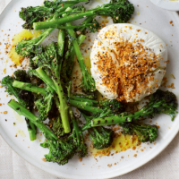 Griddled tenderstem broccoli, labneh and dukkah