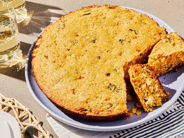 Grill-baked skillet cornbread