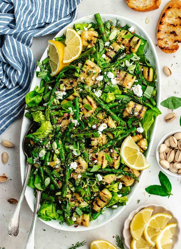 Grilled asparagus & zucchini salad