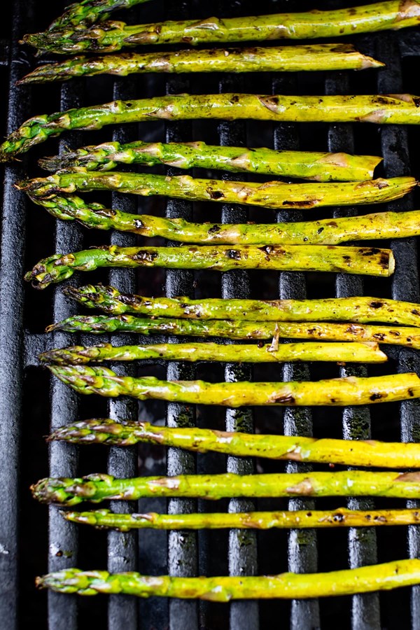 Grilled asparagus