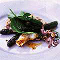 Grilled asparagus and chilli squid salad
