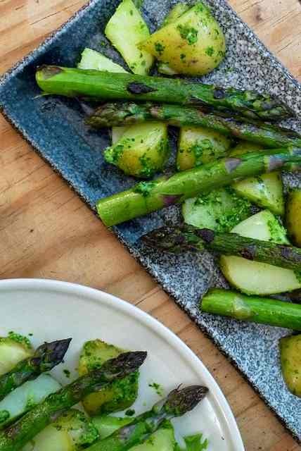 Grilled asparagus and new potatoes with wild garlic pesto
