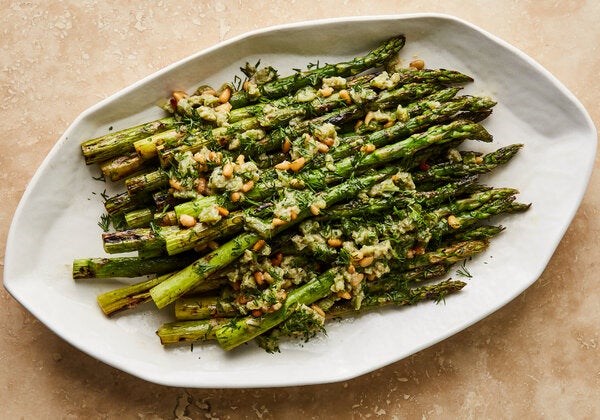 Grilled asparagus with miso and olive