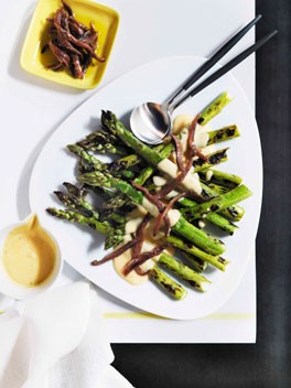 Grilled asparagus with Parmesan cream and anchovies