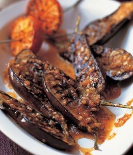 Grilled aubergine in honey and spices