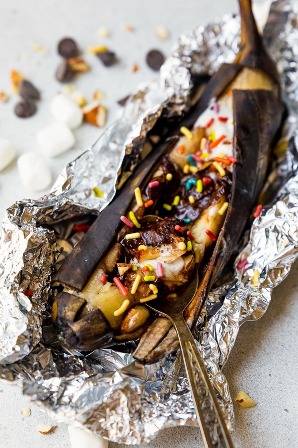 Grilled bananas