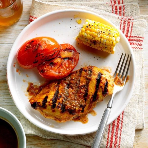 Grilled basil chicken & tomatoes 