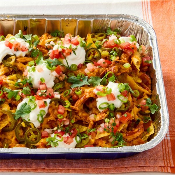 Grilled BBQ chicken nachos