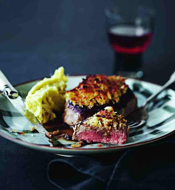 Grilled beef fillet with wasabi crumbs