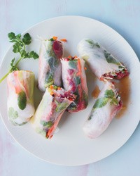 Grilled beef summer rolls