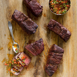 Grilled boneless short ribs with Argentine-style pepper sauce