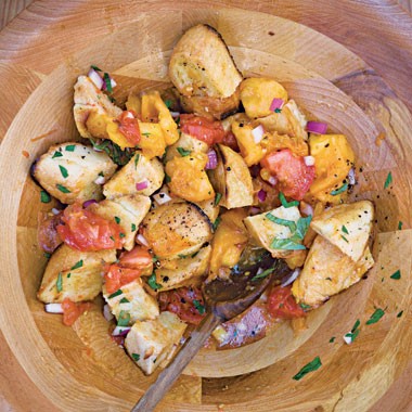 Grilled bread and tomato salad