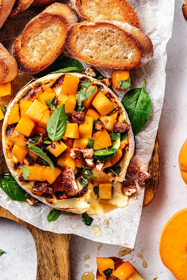 Grilled Brie with peaches