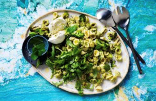 Grilled broccoli pasta salad