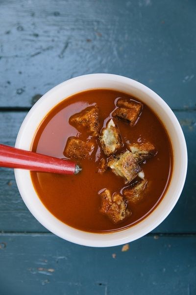 Grilled cheese croutons