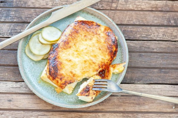 Grilled cheese tofu