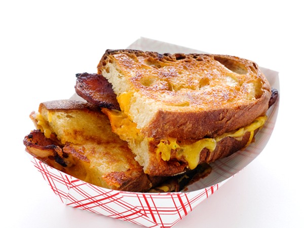Grilled cheese with bacon and thousand island dressing