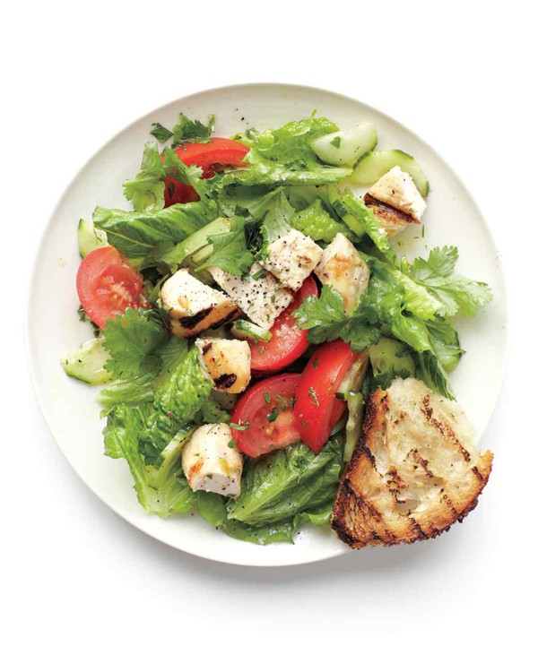 Grilled chicken and herbs