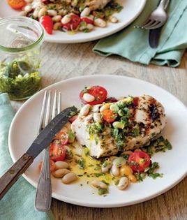Grilled chicken breasts with salsa verde and white beans