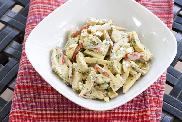 Grilled chicken curry salad