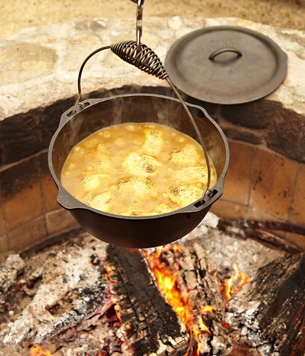 Grilled chicken stew and dumplings