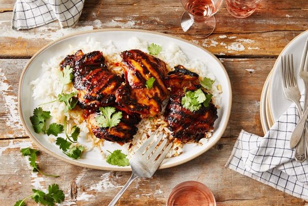 Grilled chicken thighs with lemongrass glaze 