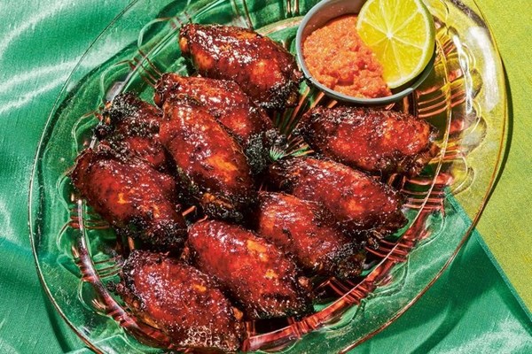 Grilled chicken wings 