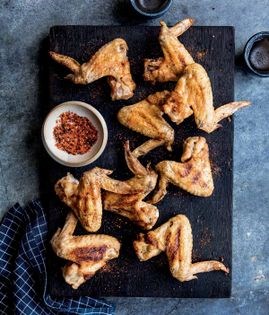 Grilled chicken wings (Tebasaki)