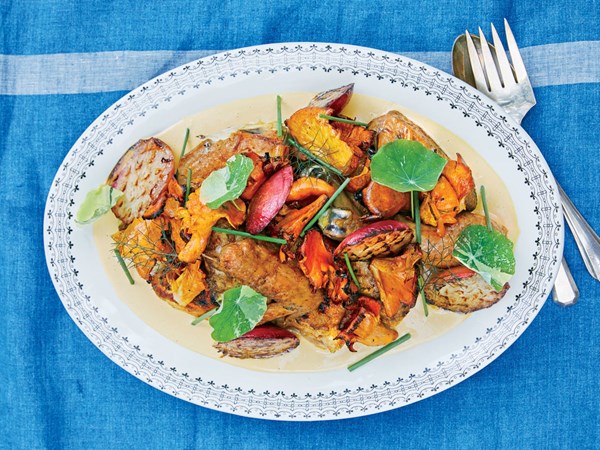 Grilled chicken with nectarines and chanterelles