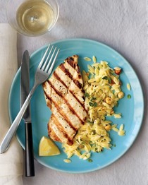 Grilled chicken with oregano and lemon