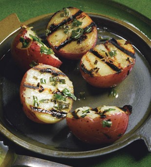 Grilled chive potatoes
