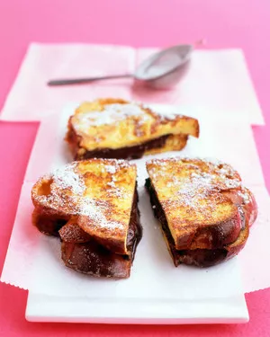 Grilled chocolate sandwiches