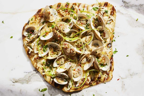 Grilled clam pizza