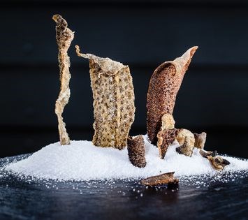 Grilled cod-skin snacks
