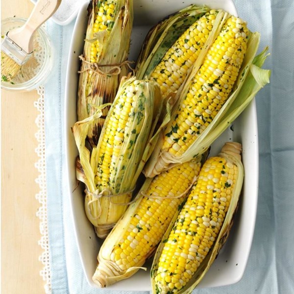 Grilled corn on the cob