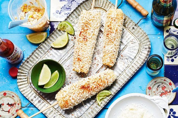 Grilled corn on the cob (Elotes)